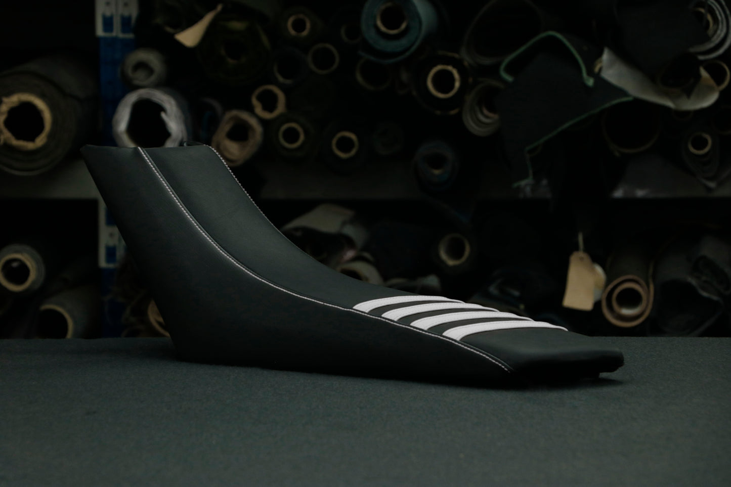 Jor Seat Stripes (White)