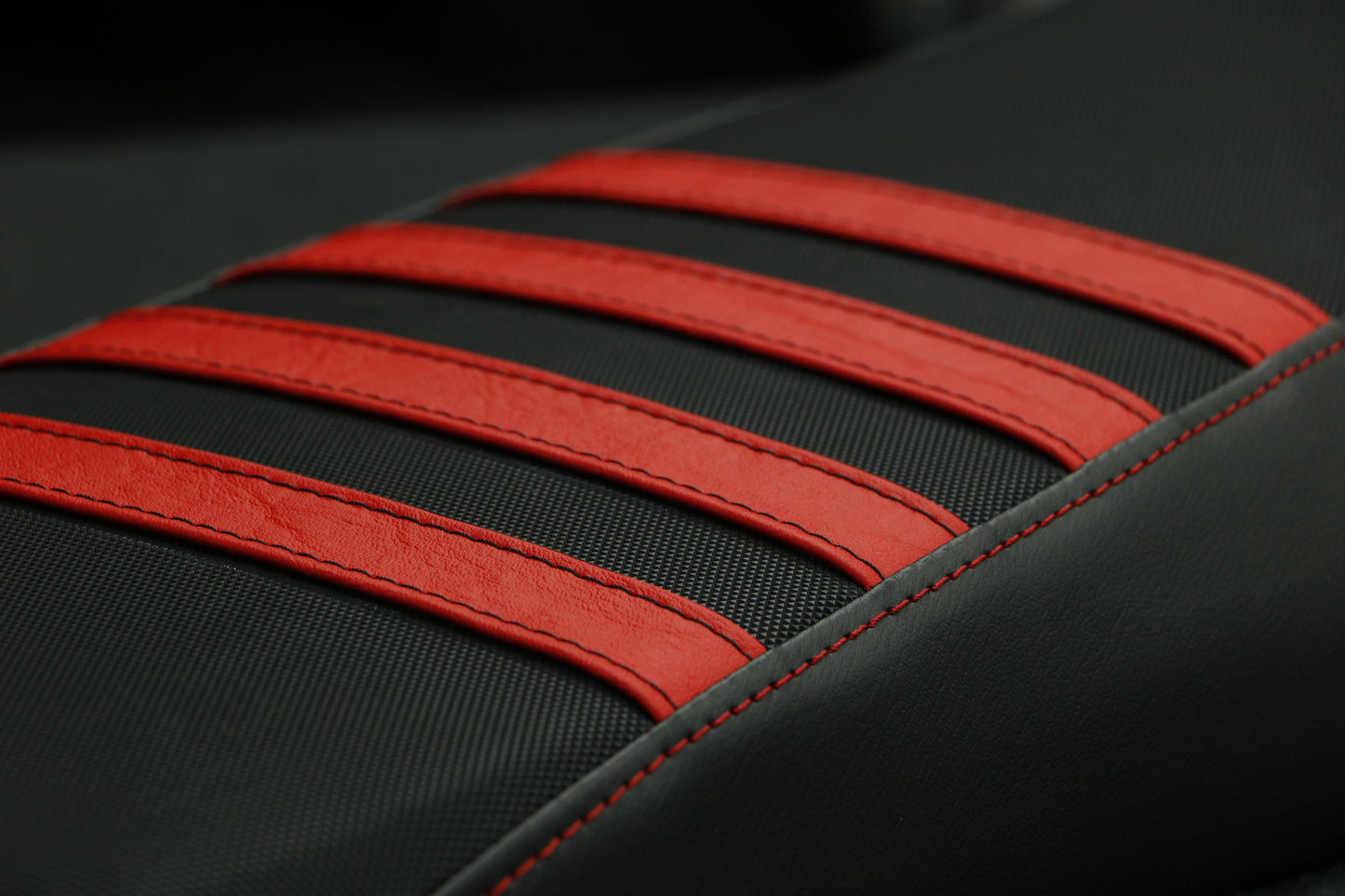 Jor Seat Stripes (Red)